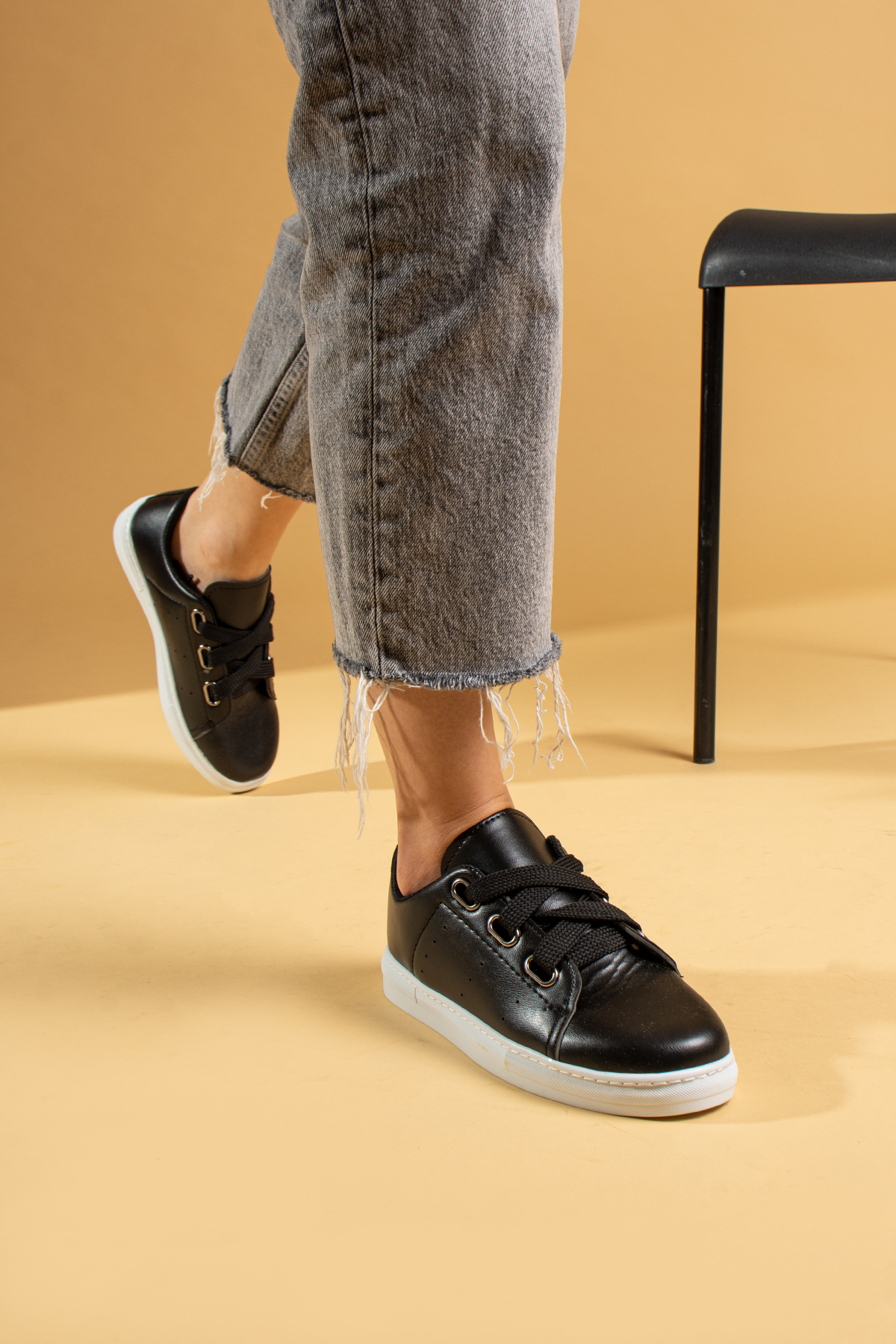 Pembe Potin Rahat Kalıp Moda Kadın Günlük Sneaker J320-22 - Siyah