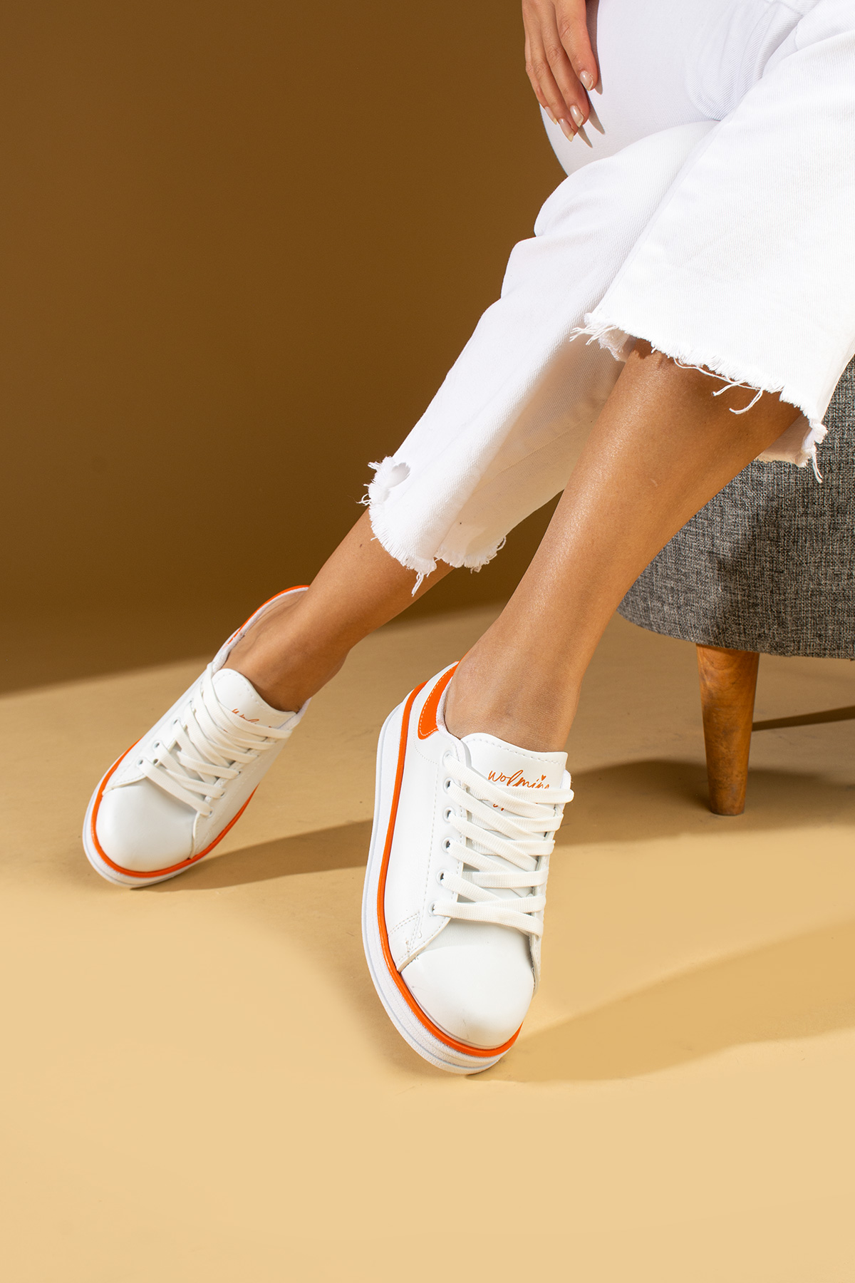 Pembe Potin Rahat Taban Renk Şeritli Bağcıklı Kadın Sneaker 001-340-24BTuruncu - Beyaz