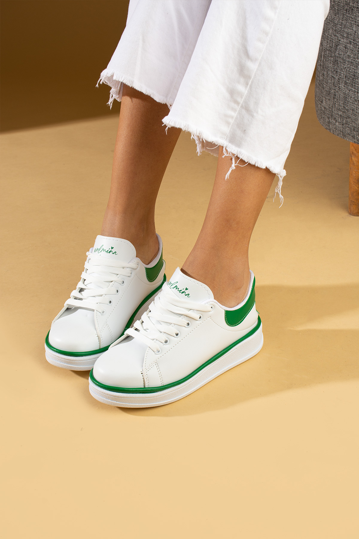Pembe Potin Rahat Taban Renk Şeritli Bağcıklı Kadın Sneaker 001-340-24BYeşil - Beyaz